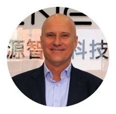 Webinar hosting presenter 