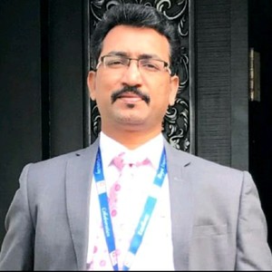 Webinar hosting presenter 