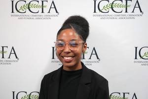 Webinar hosting presenter 