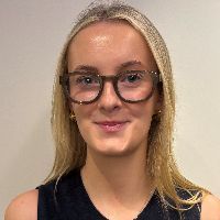 Webinar hosting presenter 