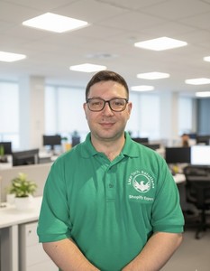 Webinar hosting presenter 