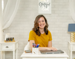 Webinar hosting presenter 