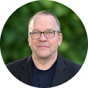 Webinar hosting presenter 