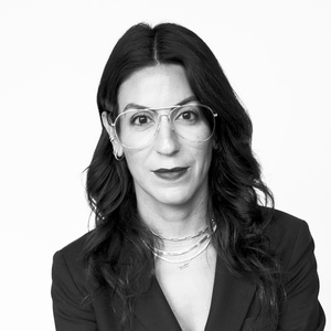 Webinar hosting presenter 