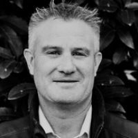 Webinar hosting presenter 