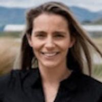 Webinar hosting presenter 