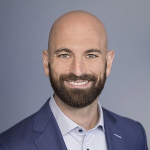 Webinar hosting presenter 