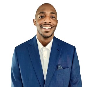 Webinar hosting presenter 