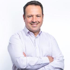 Webinar hosting presenter 