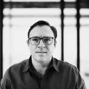 Webinar hosting presenter 