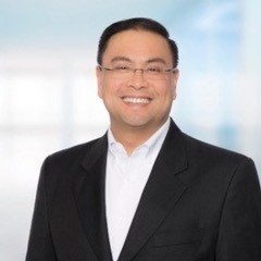 Webinar hosting presenter 