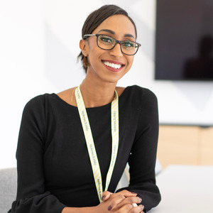 Webinar hosting presenter 