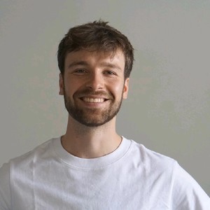 Webinar hosting presenter 