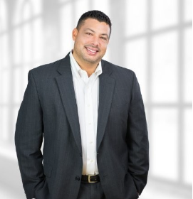 Webinar hosting presenter Justo Espinosa