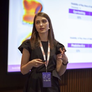 Webinar hosting presenter 