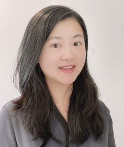 Webinar hosting presenter 