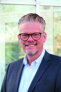 Webinar hosting presenter 