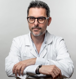 Webinar hosting presenter 