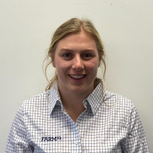 Webinar hosting presenter Libby E