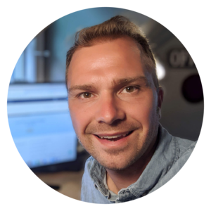 Webinar hosting presenter 