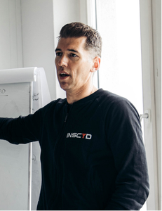 Webinar hosting presenter INSCYD - Mastering Performance