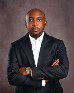 Webinar hosting presenter 