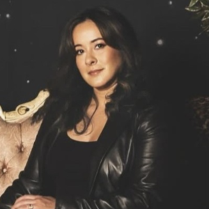 Webinar hosting presenter 