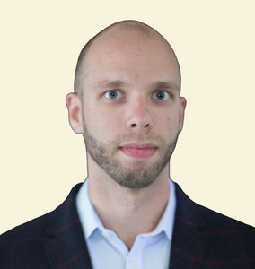 Webinar hosting presenter 