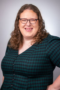 Webinar hosting presenter 