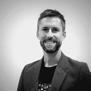 Webinar hosting presenter 