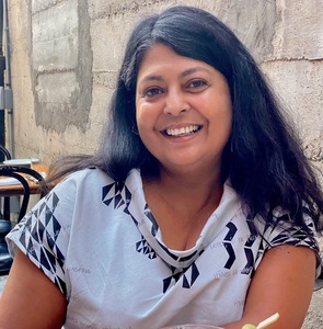 Webinar hosting presenter 