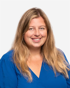 Webinar hosting presenter 