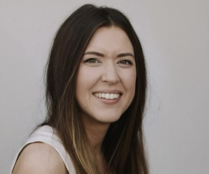 Webinar hosting presenter kelsey 