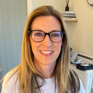 Webinar hosting presenter 