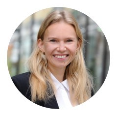 Webinar hosting presenter 