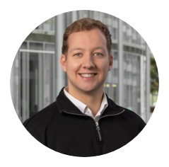 Webinar hosting presenter 