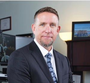 Webinar hosting presenter 