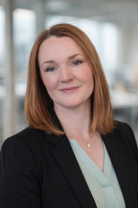 Webinar hosting presenter Kristen Corbisiero