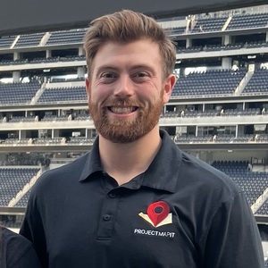 Webinar hosting presenter Patrick Martinek