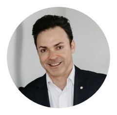 Webinar hosting presenter 