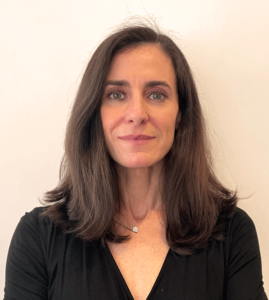 Webinar hosting presenter Ana Martínez