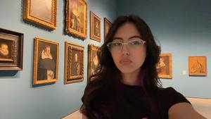 Webinar hosting presenter 