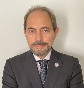 1731515867-42697ad0caeb8a68