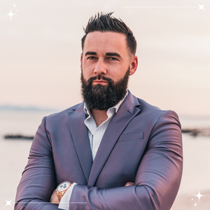 Webinar hosting presenter 