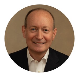 Webinar hosting presenter 