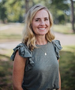 Webinar hosting presenter 