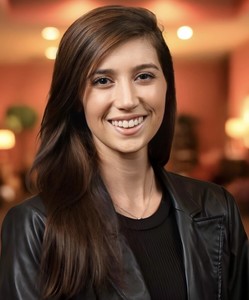 Webinar hosting presenter 