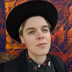 Webinar hosting presenter 