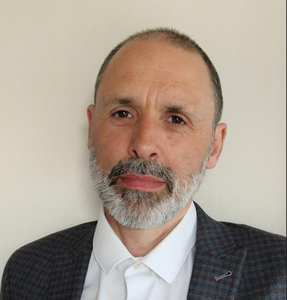 Webinar hosting presenter 