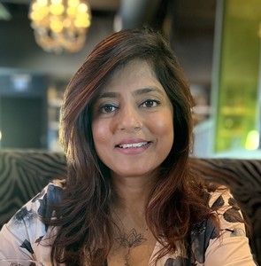 Webinar hosting presenter 